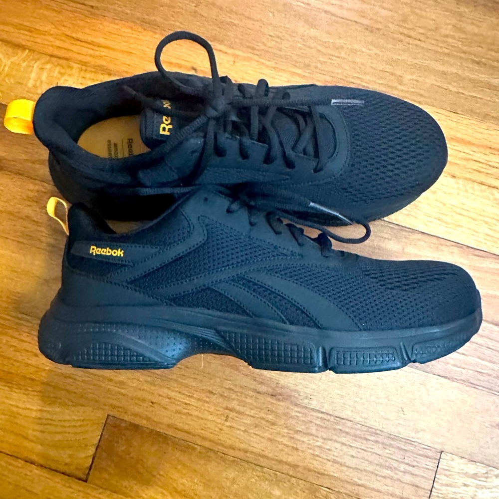 New black Reebok shoes